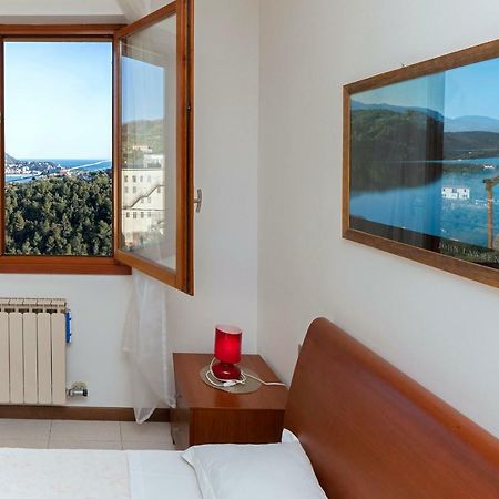 La Terrazza Sul Golfo Apartment Специя Екстериор снимка